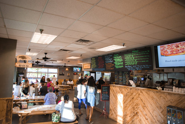 VA BBQ & Pizza Co 4